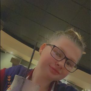 Meet your Posher, Amity